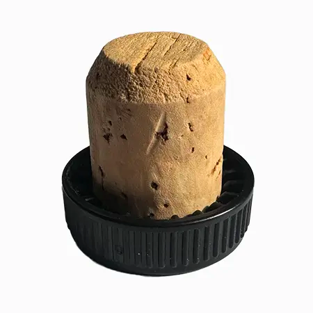 Set de 5 tapones de corcho y plástico negro, ideales para preservar el sabor y aroma del vino por más tiempo.