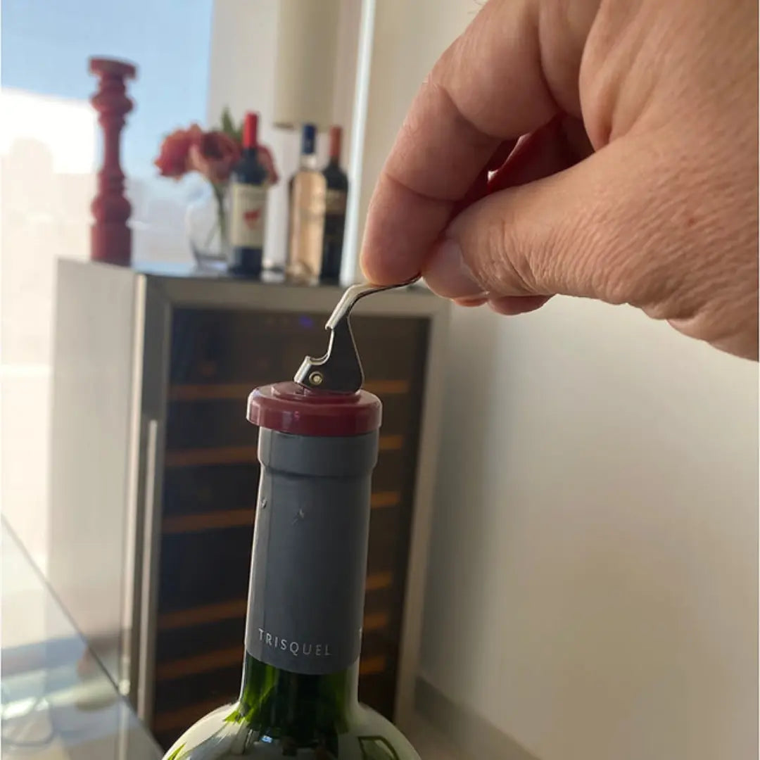 Set de tapones expandibles para vino de fabricación italiana, garantiza un sellado hermético y conservación del vino.