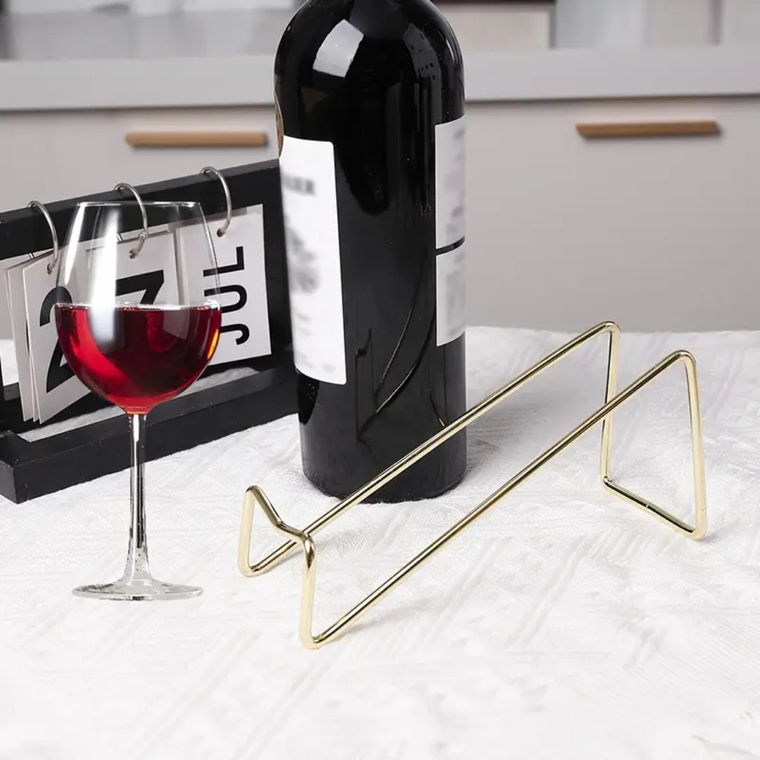 Soporte Minimalista Dorado para Botella de Vino