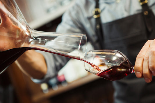 Por Qué Deberías Usar un Aireador de Vino