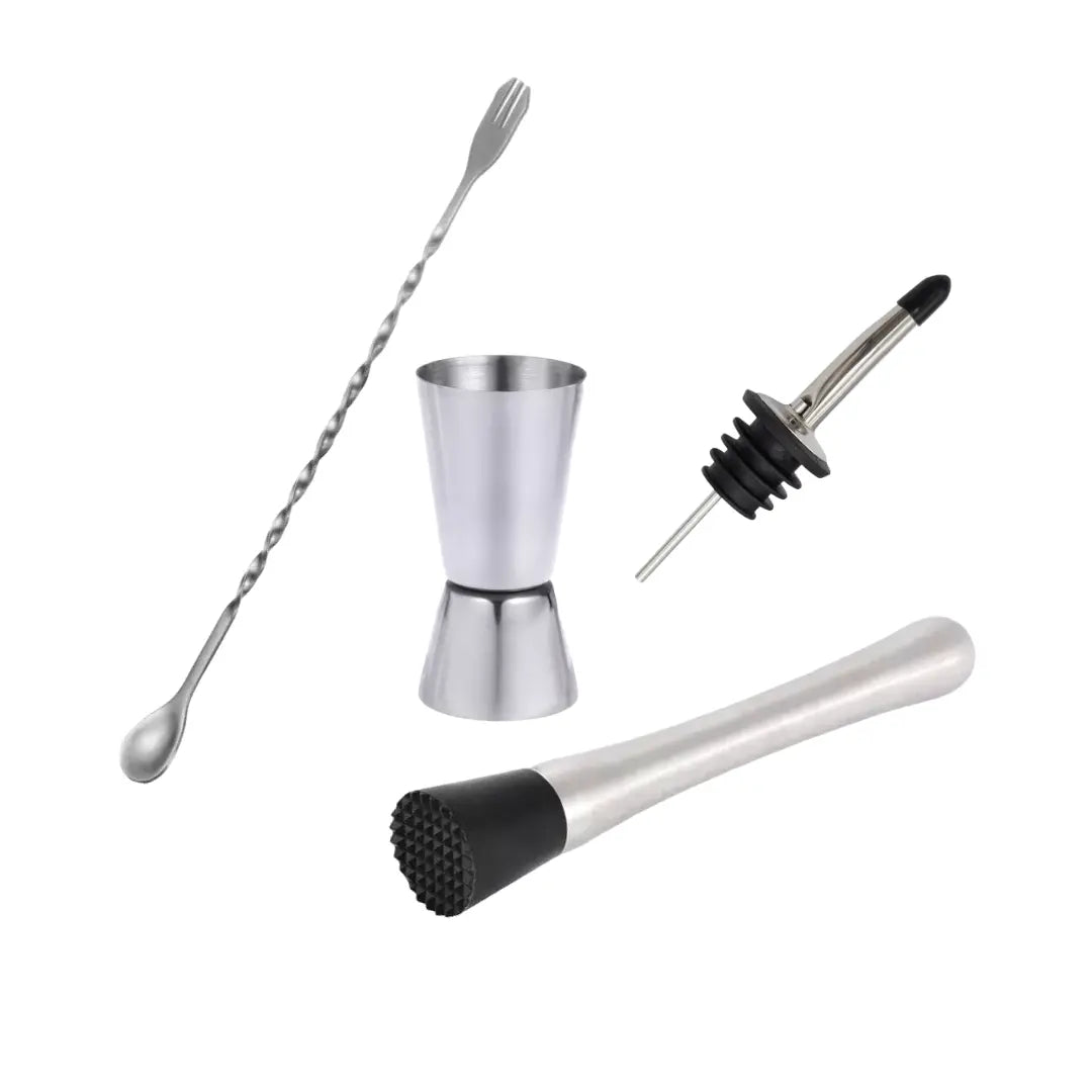 Kit de bartender con herramientas esenciales para preparar mojitos y cócteles de manera profesional y precisa.