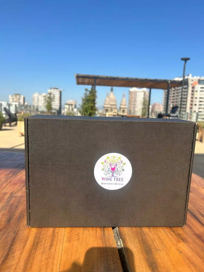 Wine Box premium, caja exclusiva para resguardar botellas de vino, ideal para regalos y coleccionistas.